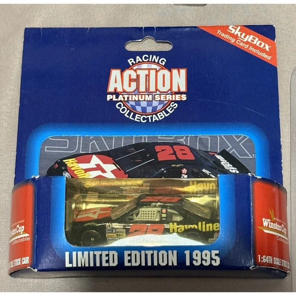 Dale Jarrett Collection Diecast And Cards‎ 9 Pieces New
